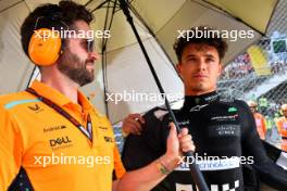 Lando Norris (GBR) McLaren on the grid. 01.09.2024. Formula 1 World Championship, Rd 16, Italian Grand Prix, Monza, Italy, Race Day.