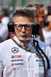 Peter Bonnington (GBR) Mercedes AMG F1 Race Engineer on the grid. 01.09.2024. Formula 1 World Championship, Rd 16, Italian Grand Prix, Monza, Italy, Race Day.