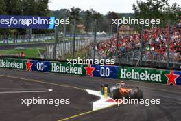 Lando Norris (GBR) McLaren MCL38 runs wide and takes the escape route. 01.09.2024. Formula 1 World Championship, Rd 16, Italian Grand Prix, Monza, Italy, Race Day.