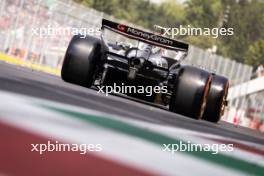 Nico Hulkenberg (GER) Haas VF-24. 31.08.2024. Formula 1 World Championship, Rd 16, Italian Grand Prix, Monza, Italy, Qualifying Day.