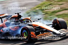 Oscar Piastri (AUS) McLaren MCL38. 31.08.2024. Formula 1 World Championship, Rd 16, Italian Grand Prix, Monza, Italy, Qualifying Day.