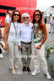 (L to R): Fabiana Flosi (BRA) with Bernie Ecclestone (GBR) and Silvia Domenicali (ITA). 31.08.2024. Formula 1 World Championship, Rd 16, Italian Grand Prix, Monza, Italy, Qualifying Day.