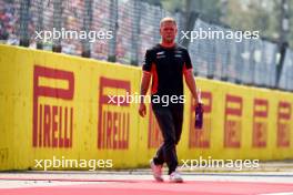 Kevin Magnussen (DEN) Haas F1 Team on the drivers' parade. 01.09.2024. Formula 1 World Championship, Rd 16, Italian Grand Prix, Monza, Italy, Race Day.