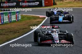 Kevin Magnussen (DEN) Haas VF-24. 07.04.2024. Formula 1 World Championship, Rd 4, Japanese Grand Prix, Suzuka, Japan, Race Day.