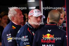 Max Verstappen (NLD) Red Bull Racing with Dr Helmut Marko (AUT) Red Bull Motorsport Consultant and Gianpiero Lambiase (ITA) Red Bull Racing Engineer. 06.04.2024. Formula 1 World Championship, Rd 4, Japanese Grand Prix, Suzuka, Japan, Qualifying Day.