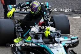Lewis Hamilton (GBR) Mercedes AMG F1 W15 in qualifying parc ferme. 06.04.2024. Formula 1 World Championship, Rd 4, Japanese Grand Prix, Suzuka, Japan, Qualifying Day.