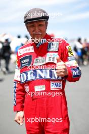 Circuit atmosphere - Nigel Mansell (GBR) fan. 07.04.2024. Formula 1 World Championship, Rd 4, Japanese Grand Prix, Suzuka, Japan, Race Day.