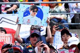 Circuit atmosphere - Yuki Tsunoda (JPN) RB fans. 07.04.2024. Formula 1 World Championship, Rd 4, Japanese Grand Prix, Suzuka, Japan, Race Day.