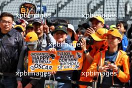 Circuit atmosphere - Oscar Piastri (AUS) McLaren fans. 04.04.2024. Formula 1 World Championship, Rd 4, Japanese Grand Prix, Suzuka, Japan, Preparation Day.