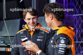 (L to R): Oscar Piastri (AUS) McLaren with team mate Lando Norris (GBR) McLaren. 20.11.2024. Formula 1 World Championship, Rd 22, Las Vegas Grand Prix, Las Vegas, Nevada, USA, Preparation Day.