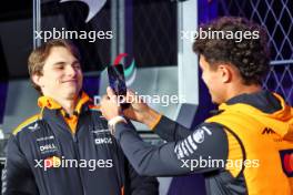 Lando Norris (GBR) McLaren (Right) with team mate Oscar Piastri (AUS) McLaren. 20.11.2024. Formula 1 World Championship, Rd 22, Las Vegas Grand Prix, Las Vegas, Nevada, USA, Preparation Day.