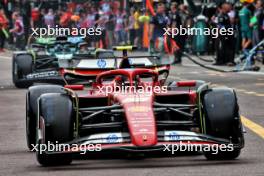 Carlos Sainz Jr (ESP) Ferrari SF-24 leaves the pits. 24.05.2024. Formula 1 World Championship, Rd 8, Monaco Grand Prix, Monte Carlo, Monaco, Practice Day.