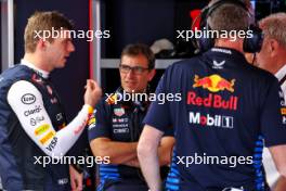 Max Verstappen (NLD) Red Bull Racing with Pierre Wache (FRA) Red Bull Racing Technical Director and Dr Helmut Marko (AUT) Red Bull Motorsport Consultant. 26.05.2024. Formula 1 World Championship, Rd 8, Monaco Grand Prix, Monte Carlo, Monaco, Race Day.