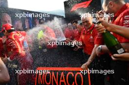 Race winner Charles Leclerc (MON) Ferrari celebrates with the team. 26.05.2024. Formula 1 World Championship, Rd 8, Monaco Grand Prix, Monte Carlo, Monaco, Race Day.