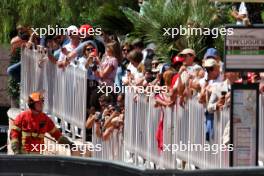 Circuit atmosphere - fans. 26.05.2024. Formula 1 World Championship, Rd 8, Monaco Grand Prix, Monte Carlo, Monaco, Race Day.