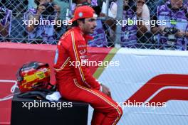 Third placed Carlos Sainz Jr (ESP) Ferrari in parc ferme. 26.05.2024. Formula 1 World Championship, Rd 8, Monaco Grand Prix, Monte Carlo, Monaco, Race Day.