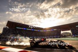 Nico Hulkenberg (GER) Haas VF-24 locks up under braking. 25.10.2024. Formula 1 World Championship, Rd 20, Mexican Grand Prix, Mexico City, Mexico, Practice Day.