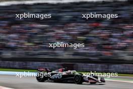 Kevin Magnussen (DEN) Haas VF-24. 25.10.2024. Formula 1 World Championship, Rd 20, Mexican Grand Prix, Mexico City, Mexico, Practice Day.