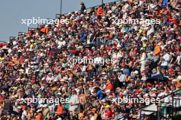 Circuit atmosphere - fans in the grandstand. 25.10.2024. Formula 1 World Championship, Rd 20, Mexican Grand Prix, Mexico City, Mexico, Practice Day.