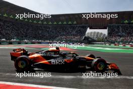 Oscar Piastri (AUS) McLaren MCL38. 25.10.2024. Formula 1 World Championship, Rd 20, Mexican Grand Prix, Mexico City, Mexico, Practice Day.