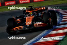 Oscar Piastri (AUS) McLaren MCL38. 25.10.2024. Formula 1 World Championship, Rd 20, Mexican Grand Prix, Mexico City, Mexico, Practice Day.