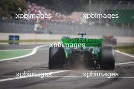 Valtteri Bottas (FIN) Sauber C44 leaves the pits. 25.10.2024. Formula 1 World Championship, Rd 20, Mexican Grand Prix, Mexico City, Mexico, Practice Day.