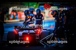 Max Verstappen (NLD) Red Bull Racing RB20 in the pits. 25.10.2024. Formula 1 World Championship, Rd 20, Mexican Grand Prix, Mexico City, Mexico, Practice Day.