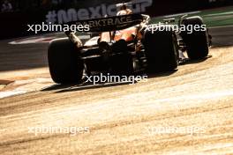 Oscar Piastri (AUS) McLaren MCL38. 25.10.2024. Formula 1 World Championship, Rd 20, Mexican Grand Prix, Mexico City, Mexico, Practice Day.