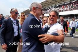 (L to R): Stefano Domenicali (ITA) Formula One President and CEO on the grid with Juan Pablo Montoya (COL). 27.10.2024. Formula 1 World Championship, Rd 20, Mexican Grand Prix, Mexico City, Mexico, Race Day.