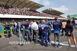 Williams Racing on the grid. 27.10.2024. Formula 1 World Championship, Rd 20, Mexican Grand Prix, Mexico City, Mexico, Race Day.