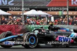 Pierre Gasly (FRA) Alpine F1 Team A524 at the end of the race. 27.10.2024. Formula 1 World Championship, Rd 20, Mexican Grand Prix, Mexico City, Mexico, Race Day.