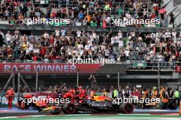 Sergio Perez (MEX) Red Bull Racing RB20 at the end of the race. 27.10.2024. Formula 1 World Championship, Rd 20, Mexican Grand Prix, Mexico City, Mexico, Race Day.