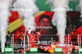 Race winner Carlos Sainz Jr (ESP) Ferrari SF-24 celebrates on the podium. 27.10.2024. Formula 1 World Championship, Rd 20, Mexican Grand Prix, Mexico City, Mexico, Race Day.