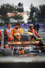 Second placed Lando Norris (GBR) McLaren MCL38 in parc ferme. 27.10.2024. Formula 1 World Championship, Rd 20, Mexican Grand Prix, Mexico City, Mexico, Race Day.