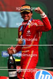 Race winner Carlos Sainz Jr (ESP) Ferrari celebrates on the podium. 27.10.2024. Formula 1 World Championship, Rd 20, Mexican Grand Prix, Mexico City, Mexico, Race Day.