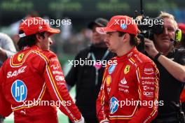 Carlos Sainz Jr (ESP), Scuderia Ferrari Charles Leclerc (FRA), Scuderia Ferrari  27.10.2024. Formula 1 World Championship, Rd 20, Mexican Grand Prix, Mexico City, Mexico, Race Day.