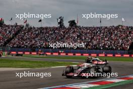 Kevin Magnussen (DEN) Haas VF-24. 27.10.2024. Formula 1 World Championship, Rd 20, Mexican Grand Prix, Mexico City, Mexico, Race Day.