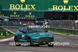 Aston Martin FIA Medical Car. 27.10.2024. Formula 1 World Championship, Rd 20, Mexican Grand Prix, Mexico City, Mexico, Race Day.