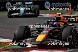 Sergio Perez (MEX) Red Bull Racing RB20. 27.10.2024. Formula 1 World Championship, Rd 20, Mexican Grand Prix, Mexico City, Mexico, Race Day.