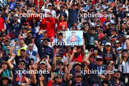 Circuit atmosphere - fans in the grandstand. 27.10.2024. Formula 1 World Championship, Rd 20, Mexican Grand Prix, Mexico City, Mexico, Race Day.