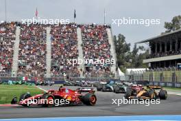 Carlos Sainz Jr (ESP) Ferrari SF-24 at the start of the race. 27.10.2024. Formula 1 World Championship, Rd 20, Mexican Grand Prix, Mexico City, Mexico, Race Day.