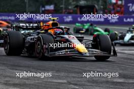 Sergio Perez (MEX) Red Bull Racing RB20. 27.10.2024. Formula 1 World Championship, Rd 20, Mexican Grand Prix, Mexico City, Mexico, Race Day.