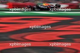 Sergio Perez (MEX) Red Bull Racing RB20. 26.10.2024. Formula 1 World Championship, Rd 20, Mexican Grand Prix, Mexico City, Mexico, Qualifying Day.