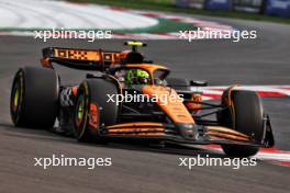 Lando Norris (GBR) McLaren MCL38. 26.10.2024. Formula 1 World Championship, Rd 20, Mexican Grand Prix, Mexico City, Mexico, Qualifying Day.