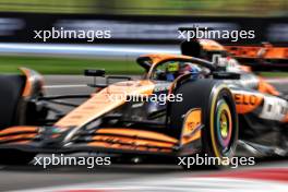 Oscar Piastri (AUS) McLaren MCL38. 26.10.2024. Formula 1 World Championship, Rd 20, Mexican Grand Prix, Mexico City, Mexico, Qualifying Day.