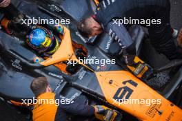 Oscar Piastri (AUS) McLaren MCL38 in the pits. 26.10.2024. Formula 1 World Championship, Rd 20, Mexican Grand Prix, Mexico City, Mexico, Qualifying Day.