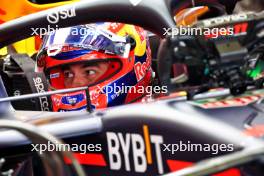 Sergio Perez (MEX) Red Bull Racing RB20. 26.10.2024. Formula 1 World Championship, Rd 20, Mexican Grand Prix, Mexico City, Mexico, Qualifying Day.