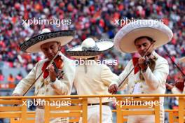 Drivers' Parade atmosphere. 27.10.2024. Formula 1 World Championship, Rd 20, Mexican Grand Prix, Mexico City, Mexico, Race Day.