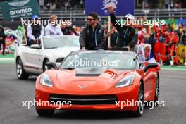 (L to R): Esteban Ocon (FRA) Alpine F1 Team and Pierre Gasly (FRA) Alpine F1 Team on the drivers' parade. 27.10.2024. Formula 1 World Championship, Rd 20, Mexican Grand Prix, Mexico City, Mexico, Race Day.