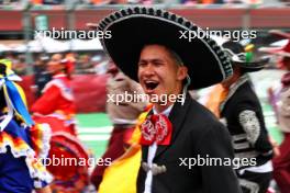 Drivers' Parade atmosphere. 27.10.2024. Formula 1 World Championship, Rd 20, Mexican Grand Prix, Mexico City, Mexico, Race Day.